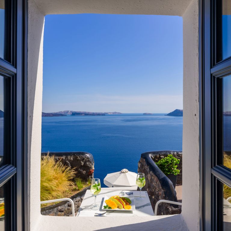 NostosOiaSantorini2025_SignatureCaveSuite_133_Booking